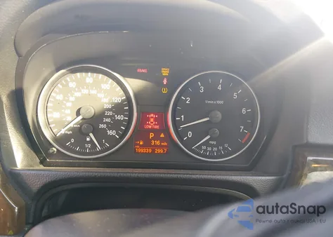 2007 BMW 328Xi z USA, uszkodzony, nr VIN WBAVC73597KP35861